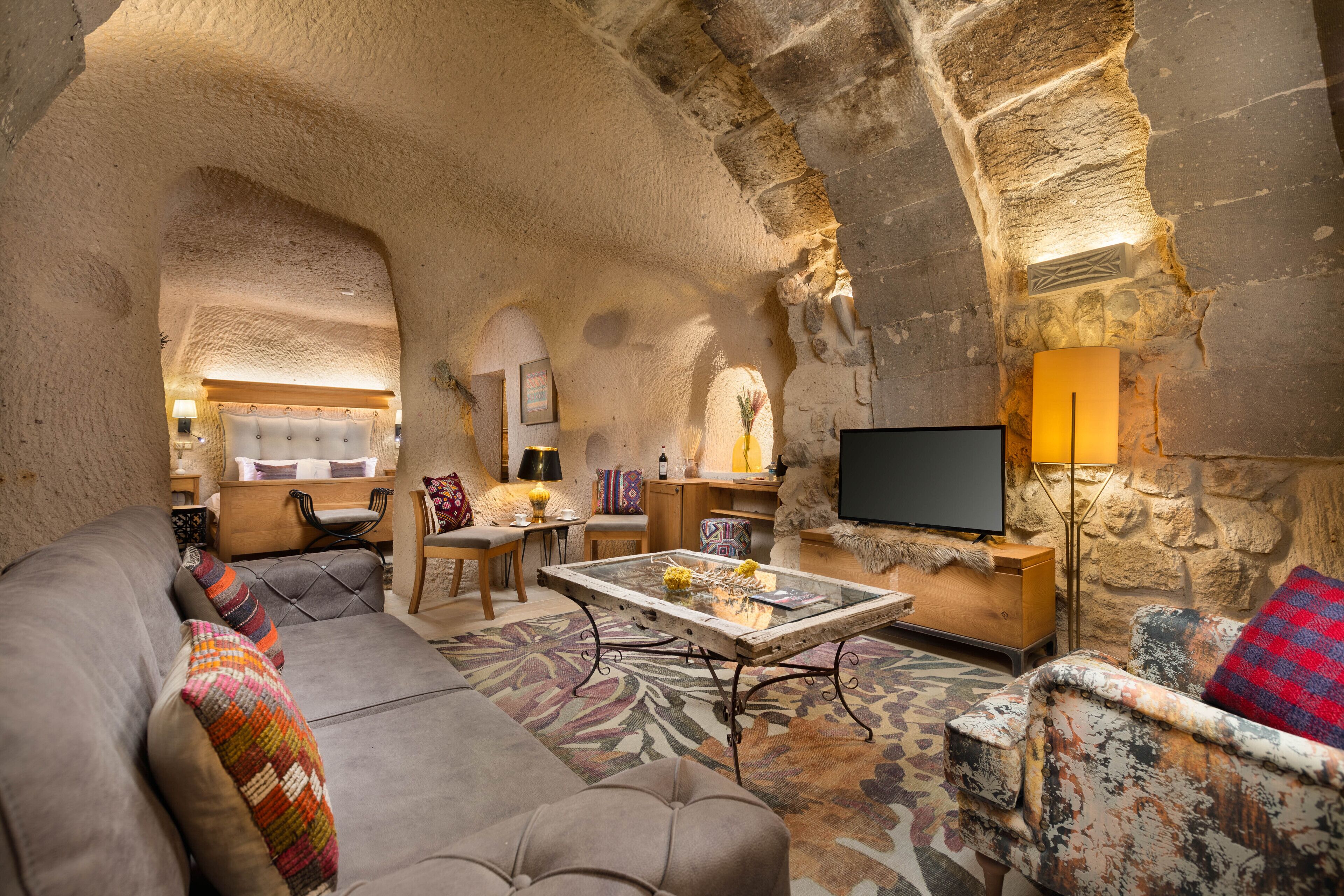 paul lucas superior suite | 1 bedroom, premium bedding, minibar, in-room safe