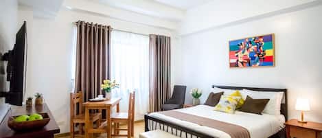 Cortinas blackout, camas plegables/adicionales y wifi gratis