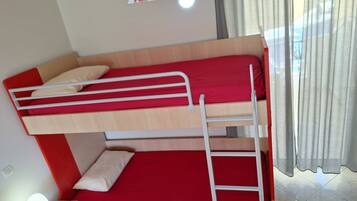 Classic Studio | Iron/ironing board, free WiFi, bed sheets
