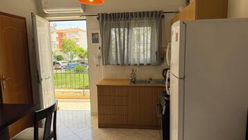 Classic Studio | Iron/ironing board, free WiFi, bed sheets