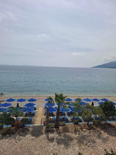 New Panorama Studios (ELECTRIC CAR CHARGING STATION)