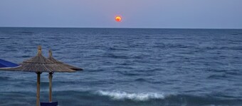 New Panorama Studios (ELECTRIC CAR CHARGING STATION)