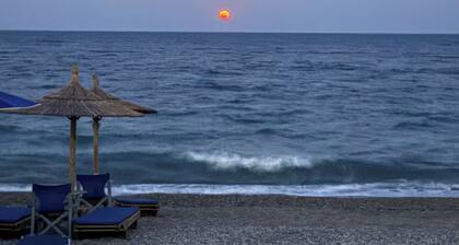New Panorama Studios (ELECTRIC CAR CHARGING STATION)
