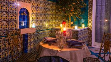 Deluxe Room (Tunisina) | Terrace/patio