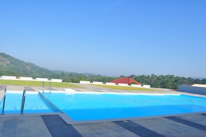 Indoor pool, outdoor pool - INDIMASI - Ayurveda & Healing Village (Nedumangad)