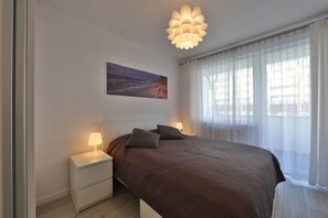 1 bedroom, iron/ironing board, travel cot, WiFi