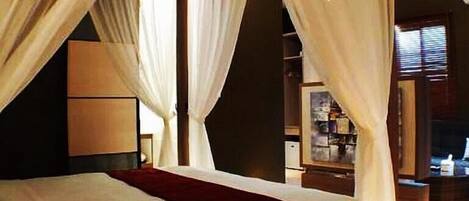 Individually furnished, blackout drapes, free WiFi, bed sheets