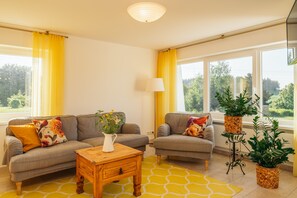 Apartment, 2 Bedrooms, Accessible, Terrace (Morgenröte) | Living area | Flat-screen TV, table tennis - Landgasthaus Sonne (Freudenstadt)