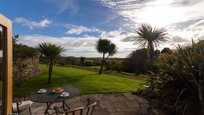 Cottage (Badger Hollow) | Terrace/patio - Coriander Cottages (Fowey)