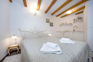 Deluxe-Doppelzimmer | Kostenlose Babybetten, kostenloses WLAN, Bettwäsche