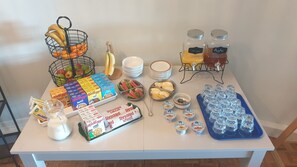 Free daily continental breakfast  - Hotel 242 (Blackpool)