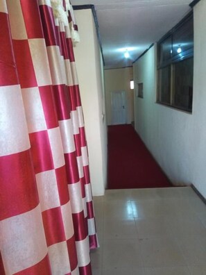 Hallway - Nass Lodge (Sunyani)
