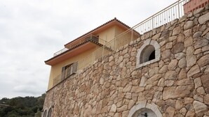 Unclassified image, 4 of 31, button - Quadrilocale Suaredda Panorama (San Teodoro)