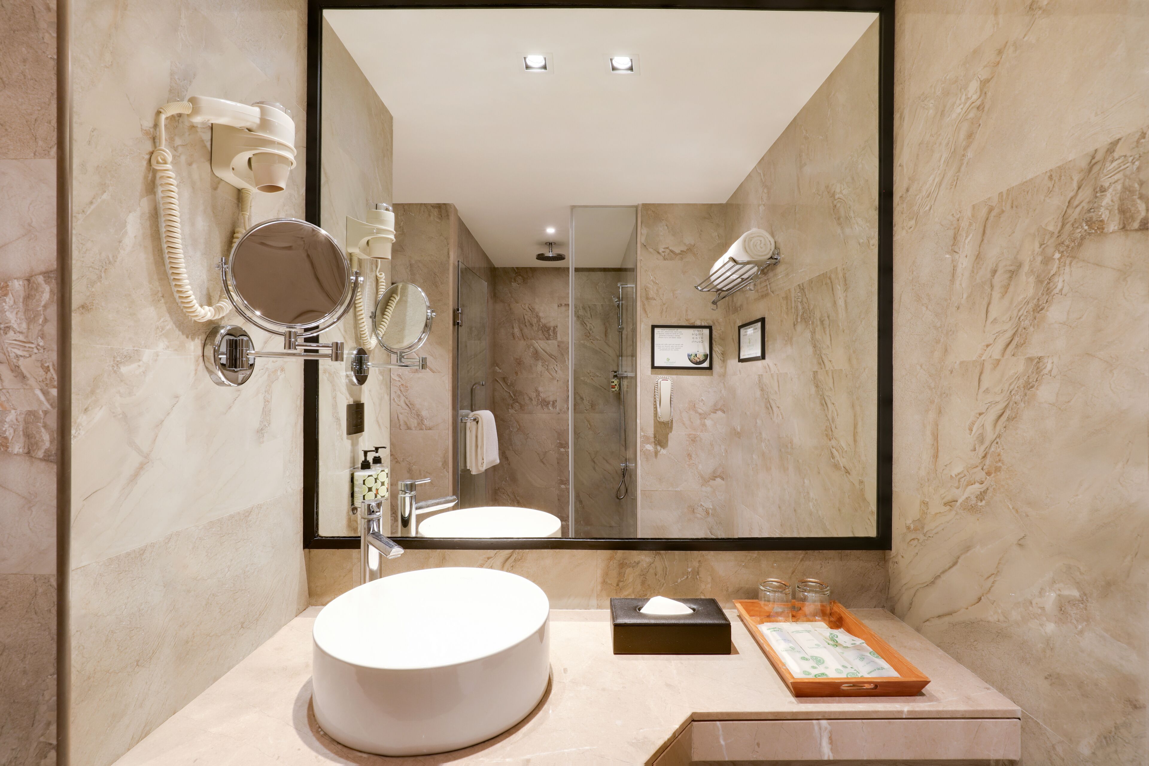 Foto - Lemon Tree Premier, Mumbai International Airport