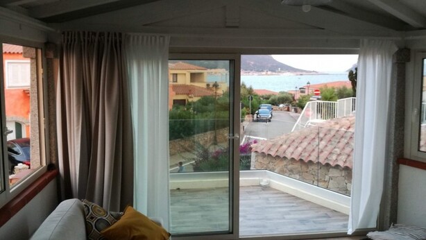 Interior - Villetta Sea View (Golfo Aranci)
