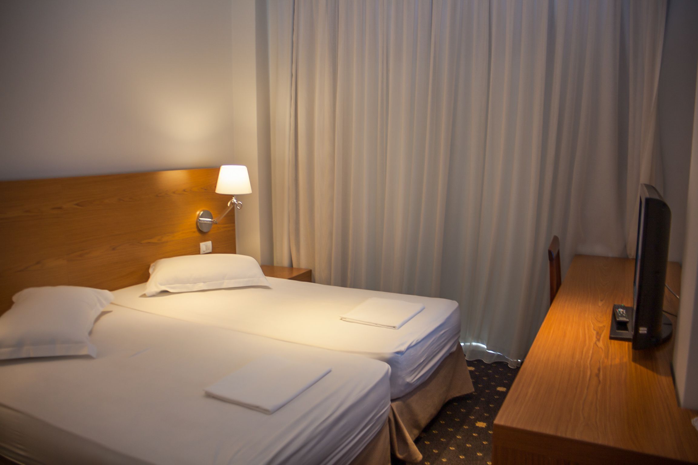 Premium bedding, minibar, in-room safe, individually furnished