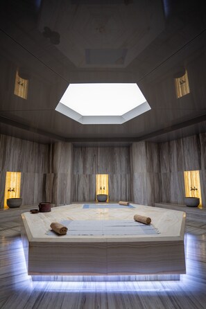 Couples treatment rooms, sauna, steam room, hot springs, Turkish bath - On'Live Hotel (Cesme)