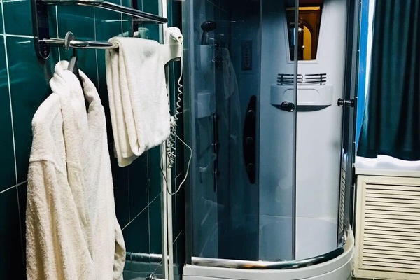 Suite, 1 Bedroom | Bathroom shower