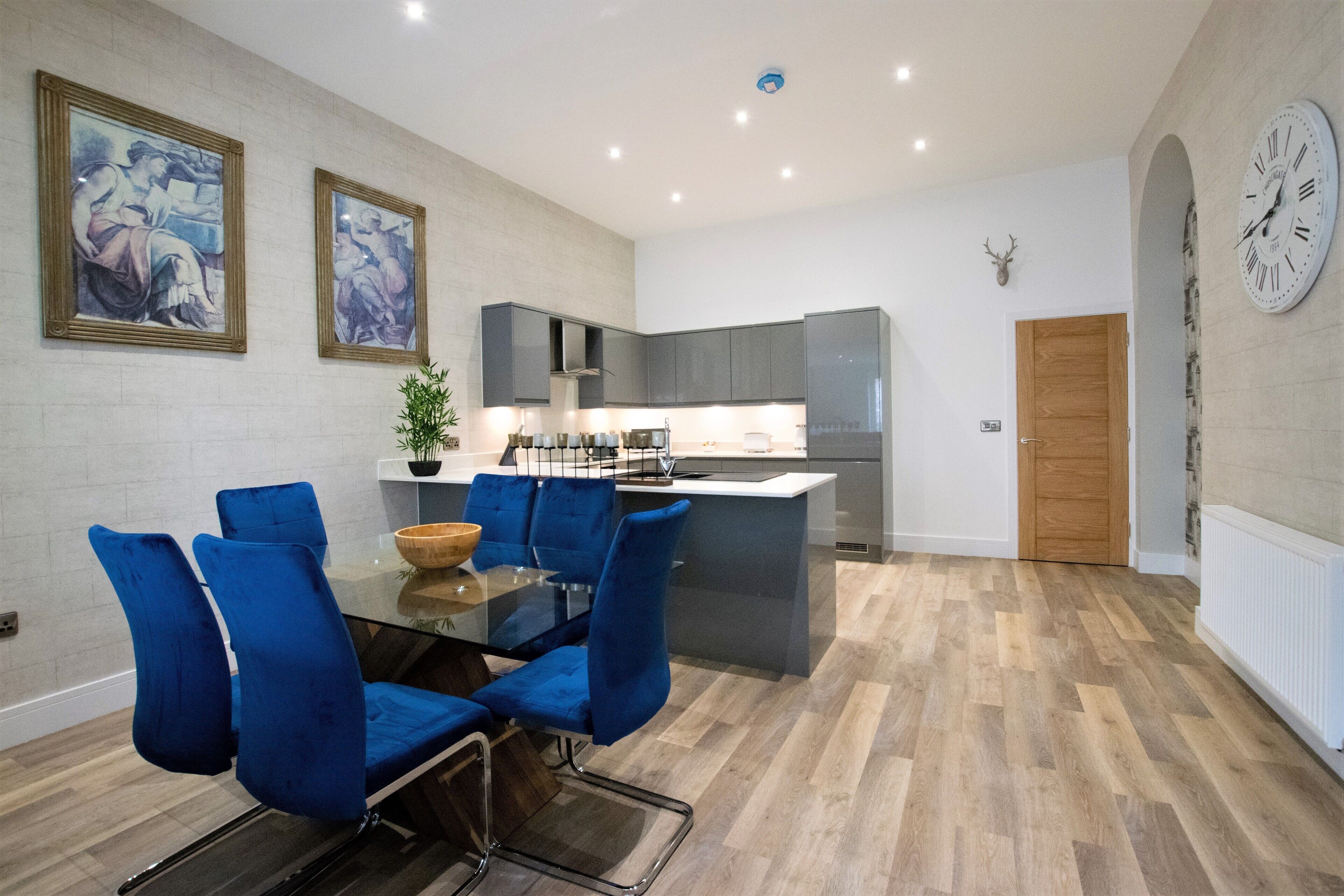 Apartment, 2 Schlafzimmer (#3) | Eigene Küche | Kühlschrank, Mikrowelle, Ofen, Herdplatte