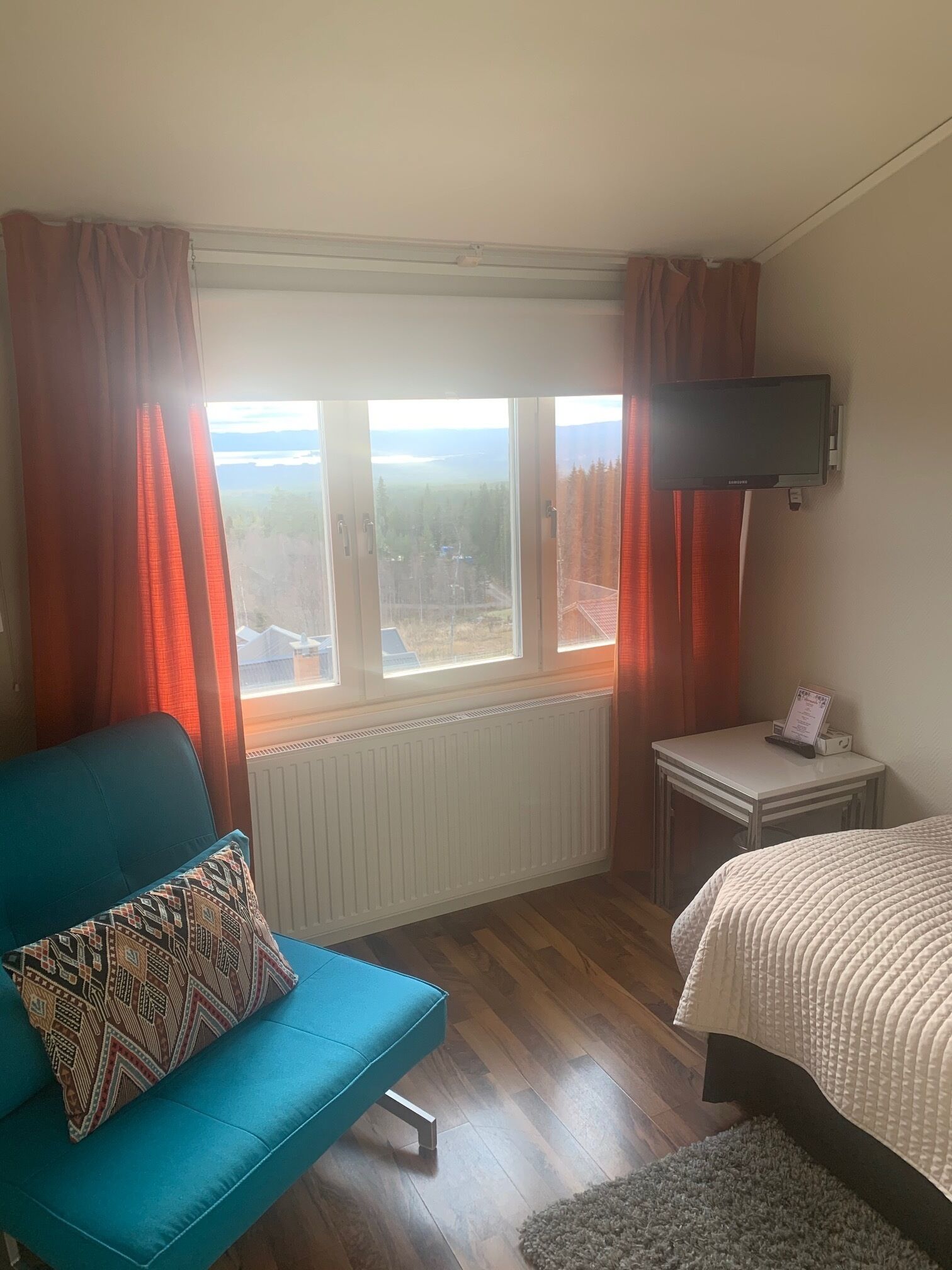single room | 1 bedroom, individually furnished, blackout curtains, iron/ironing board
