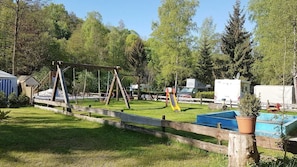 Außen-Kinderspielplatz