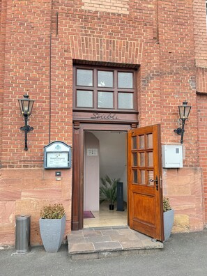 บริเวณภายนอก