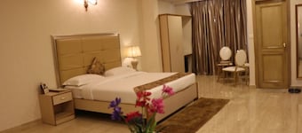 Hotel Galaxy Grand