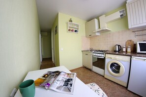 公寓, 露台 | 私人厨房 | 冰箱、微波炉、烤箱、炉灶