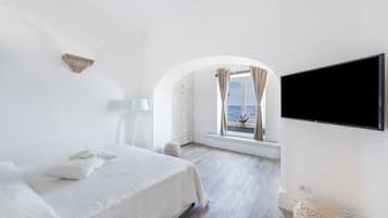 2 camere, una cassaforte in camera, una scrivania, insonorizzazione