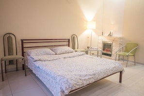 Apartment | Iron/ironing board, free cots/infant beds, travel cot, free WiFi