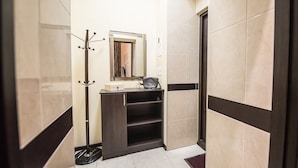 Unclassified image, 3 of 8, button - Flatsis Apartment Kuznechnaya 13 (Kharkiv)