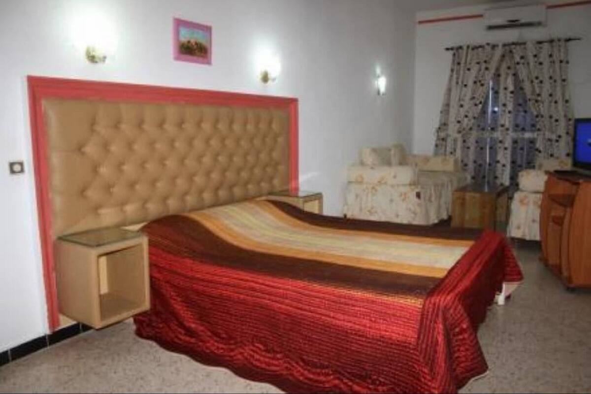 Standard-Doppelzimmer | Minibar, Schreibtisch, Verdunkelungsvorhänge, Zustellbetten