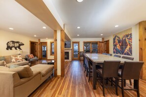 Interior - The River House: On Main Street, Pet-Friendly, Walk to Gondola, TWO Hot Tubs (Breckenridge)