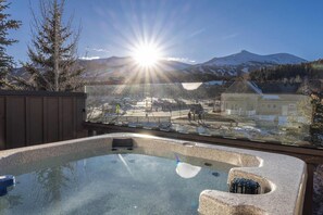 مغطس سبا خارجي