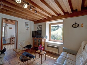 Televisie en een open haard