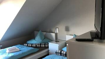 Free WiFi, bed sheets