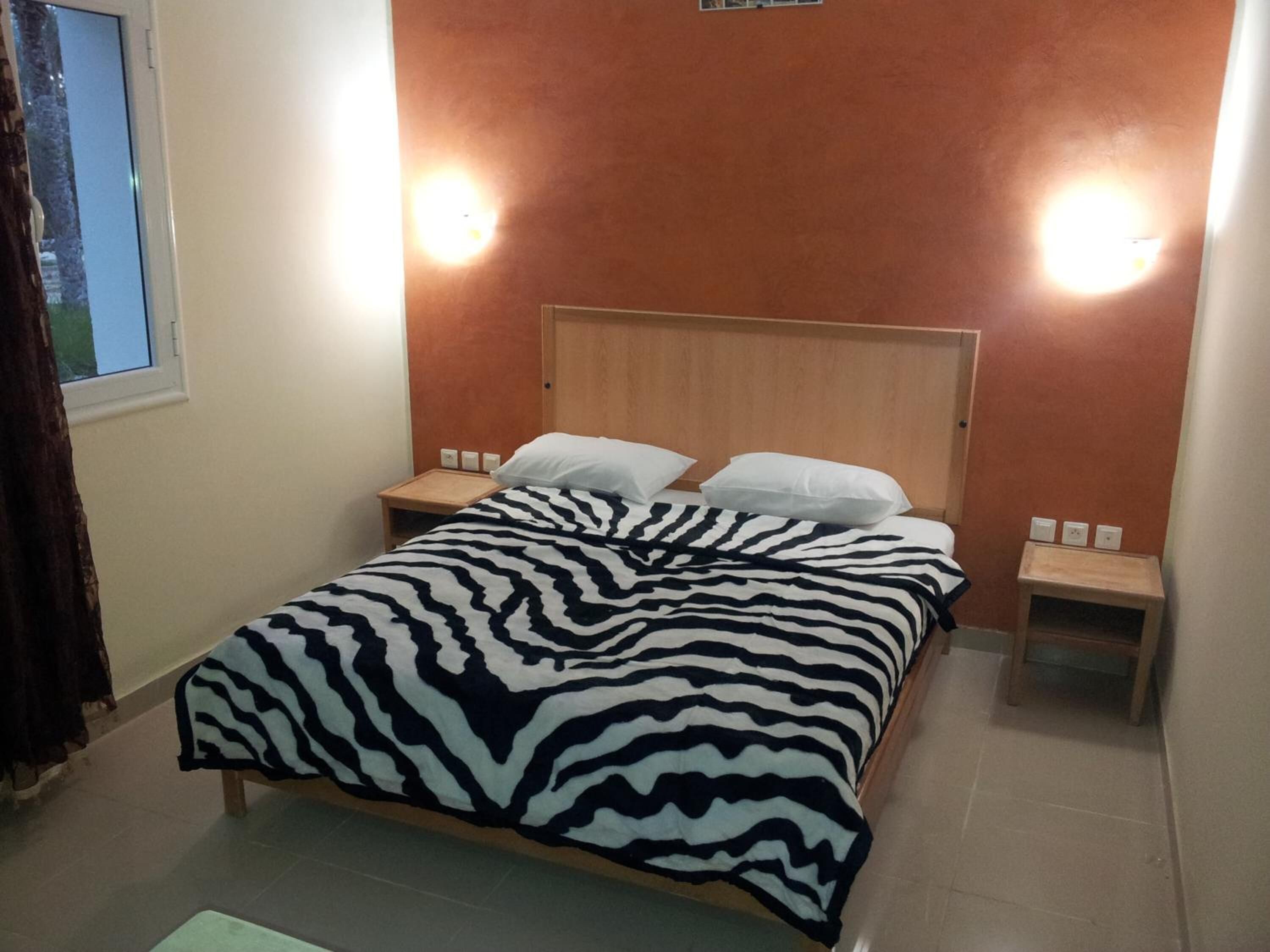 ミニバー、遮光カーテン、防音設備、ベビーベッド (無料)