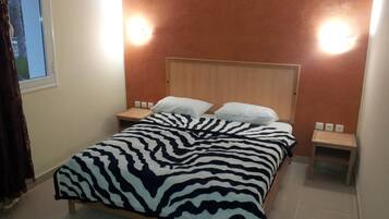 Minibar, cortinas blackout, sistema de insonorización y cunas gratuitas