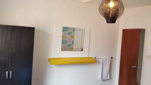 Unclassified image, 4 of 22, button - Optimum living (Leicester)