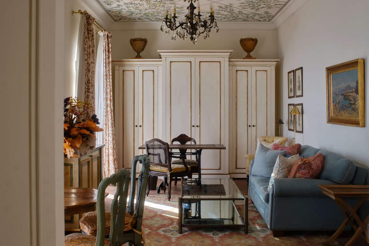 Villa Margherita Suite | 1 kamar tidur, minibar, brankas, dan meja kerja