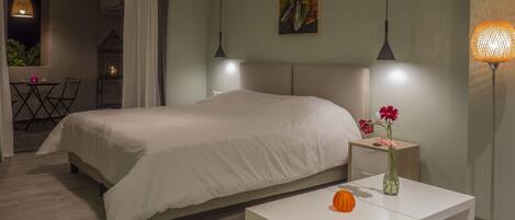 Apartment, Balcony (202)