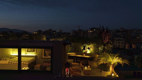 Penthouse (Acropolis View)