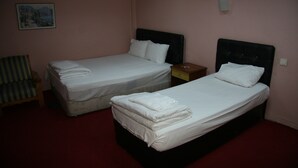 Soundproofing, WiFi (free), bed sheets - Oz Altin Basak Hotel (Ankara)
