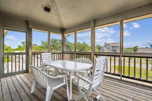 Dining - Sunset views-Close to pool, Pickleball and Tennis Courts (Duck)