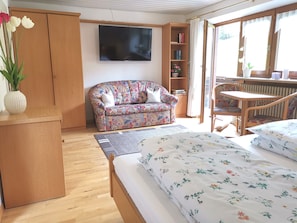 Apartment, 2 Bedrooms (Edelweiß) | 2 bedrooms, blackout curtains, soundproofing, iron/ironing board - Apartment Edelweiß (Bolsterlang)