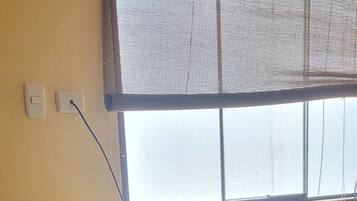 Comfort Apartment | Iron/ironing board, free WiFi, bed sheets