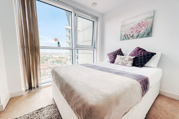 Exterior - Royal Modern Apartment (London)