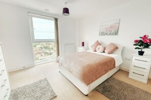 Interior - Royal Modern Apartment (London)