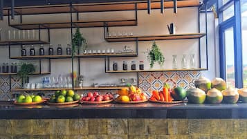 Spécialités Cuisine locale et internationale