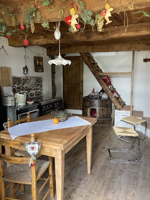 Fridge, oven, stovetop, dishwasher - La Casina del Prete (Caprese Michelangelo)